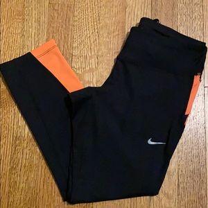 Nike running dri-fit crops